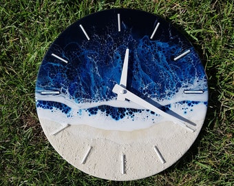 Relógio de resina - areia branca e água preta/azul e ondas brancas / arte de praia / pintura de resina / feito à mão / Canadá