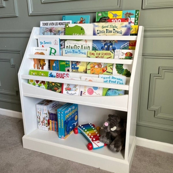 Children's bookcase DIY build plans - woodworking
