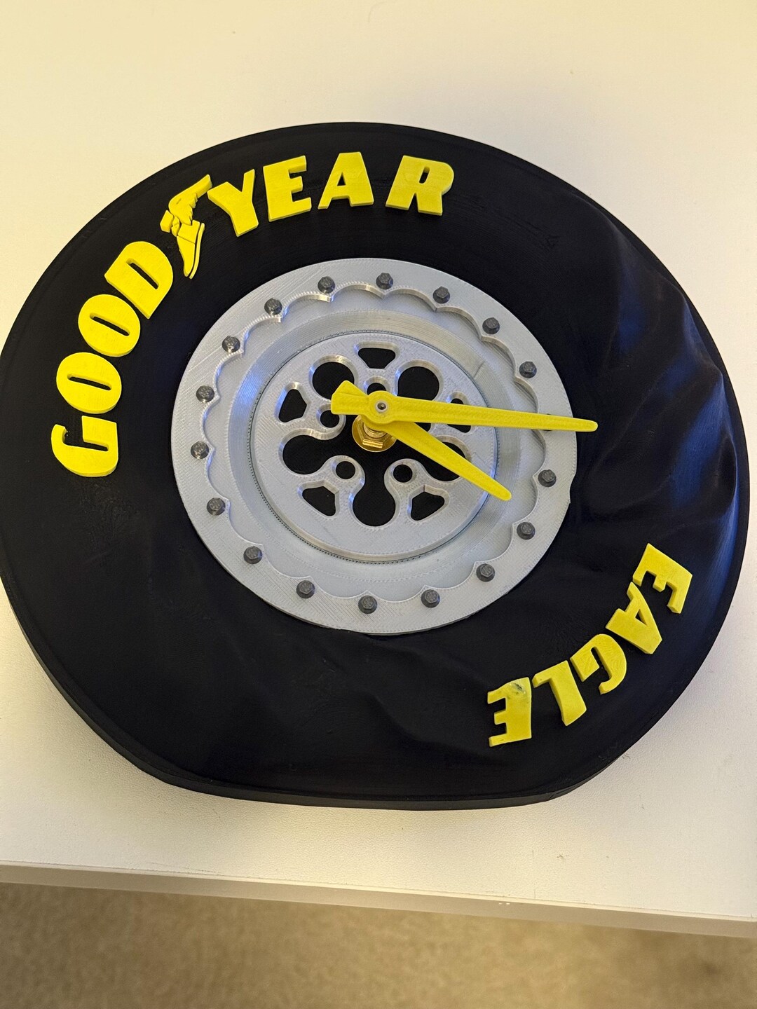 Dragster Tire Clock - Wrinkling Sideall Tire Clock - the Ultimate ...