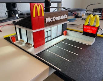 Classic Hamburger Joint for 1/64th scale Die Cast Car Diorama - Perfect for Hot Cars with rolling Wheels