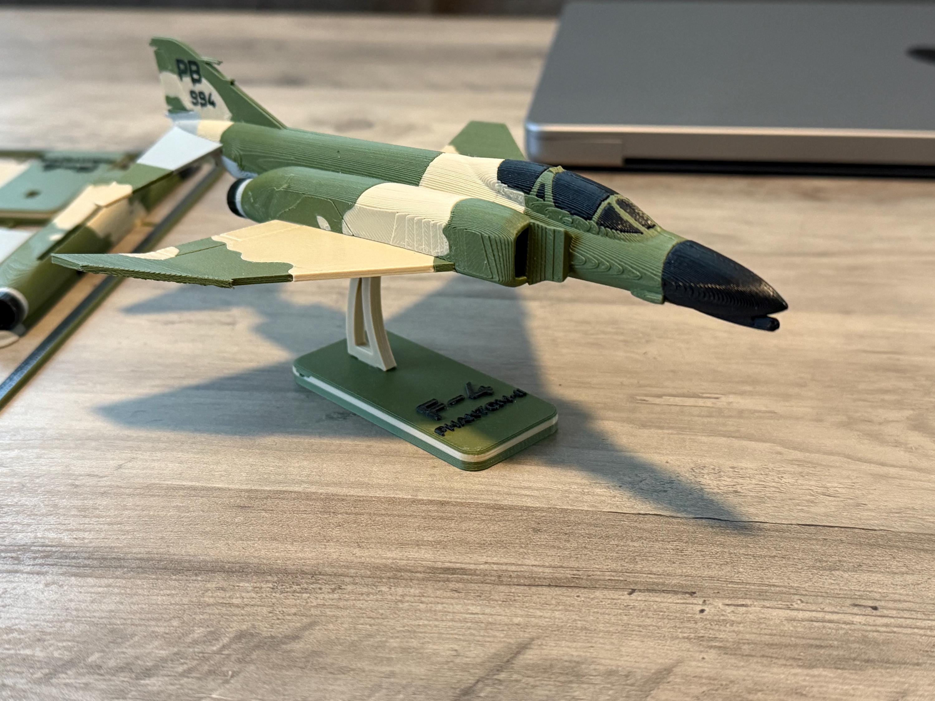 1/72 Scale Israeli F-4 Phantom Fighter Model Kit – TWPUZZ With Water Decals