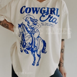 Cowgirl Era Tee, Vintage Inspired Western Aesthetic Trendy Graphic Tee ...