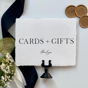 Placa de "Cartões e Presentes" para Casamento - Papel Recortado Feito à Mão - Sinalização para Casamento