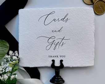 Signo de "Tarjetas y regalos" de boda- Papel cubierto hecho a mano- Señalización de boda