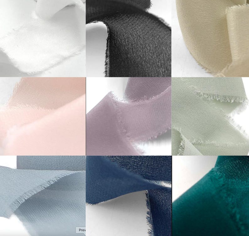 K&ouml;nnte beinhalten: Nahaufnahme von neun verschiedenfarbigen Seidenb&auml;ndern. Zu den Farben geh&ouml;ren Wei&szlig;, Schwarz, Beige, Rosa, Lavendel, Gr&uuml;n, Blau, Marine und T&uuml;rkis. Jedes Band hat einen ausgefransten Rand.