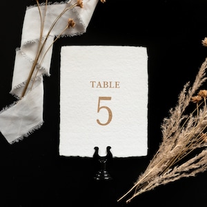 Numero del tavolo per matrimonio in oro - Carta intagliata fatta a mano