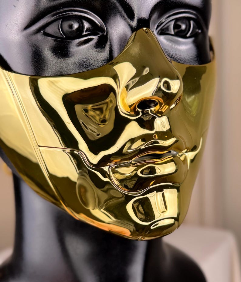 Skulpturale Gold Halbgesichtsmaske, Matte Chrom futuristische Rüstung, Avantgarde Cosplay tragbare Kunst Bild 16