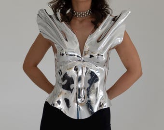 トップス her praha - circular bustier silver Bustier In Metallic Silver | REVOLVE