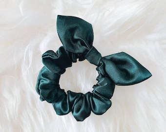 Bow Satin Scrunchie, Medium Size Removable Bow Vintage Hair Tie, Small Hair Accessory, Luxury Elastic, Girlfriend Bridesmaid Gift for Her