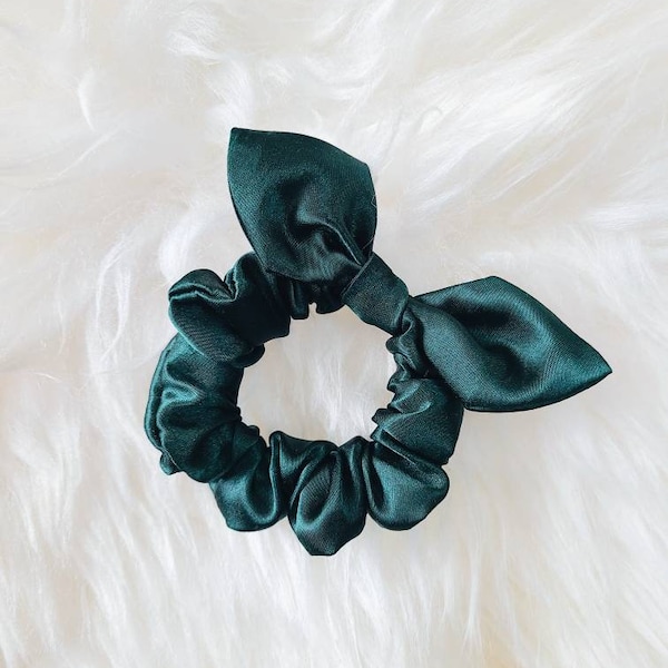 Bow Satin Scrunchie, taille moyenne amovible noeud vintage cheveux cravate, petit accessoire de cheveux, luxe élastique, petite amie demoiselle d'honneur cadeau pour elle