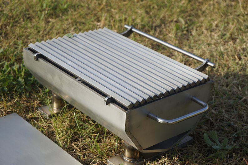 Parrilla Hibachi portátil: Brasero de acero inoxidable para exteriores imagen 9