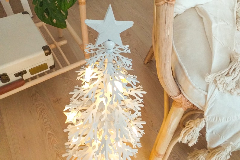 Lighted-up Christmas Tree Metal Decor, 3D Christmas Tree, DIY Christmas Tree, New Year Gift, Puzzle Gift, Christmas Decor image 2