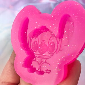 Stitch grippy mold