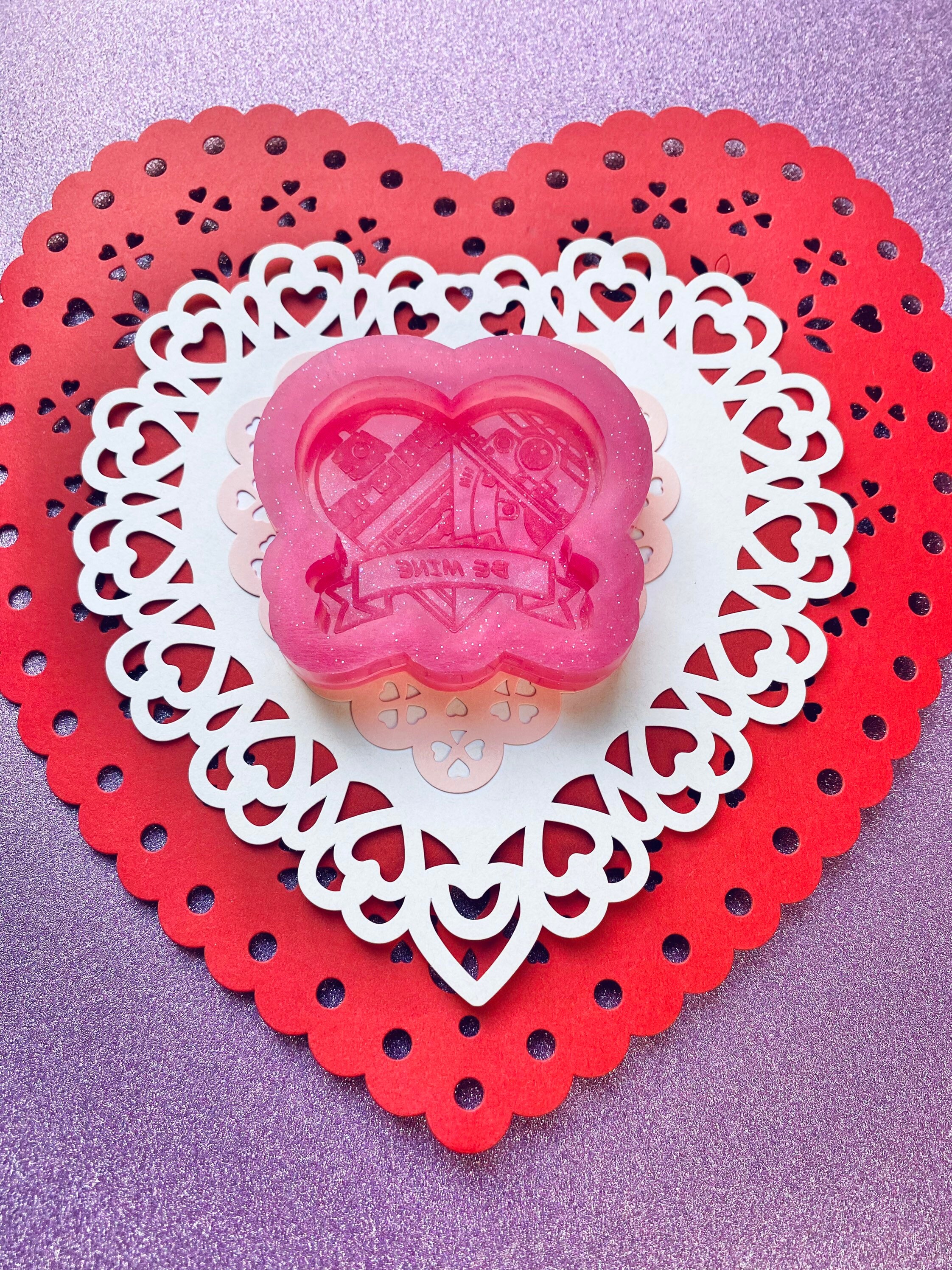 Valentine Blow Mold - c2u9u4v