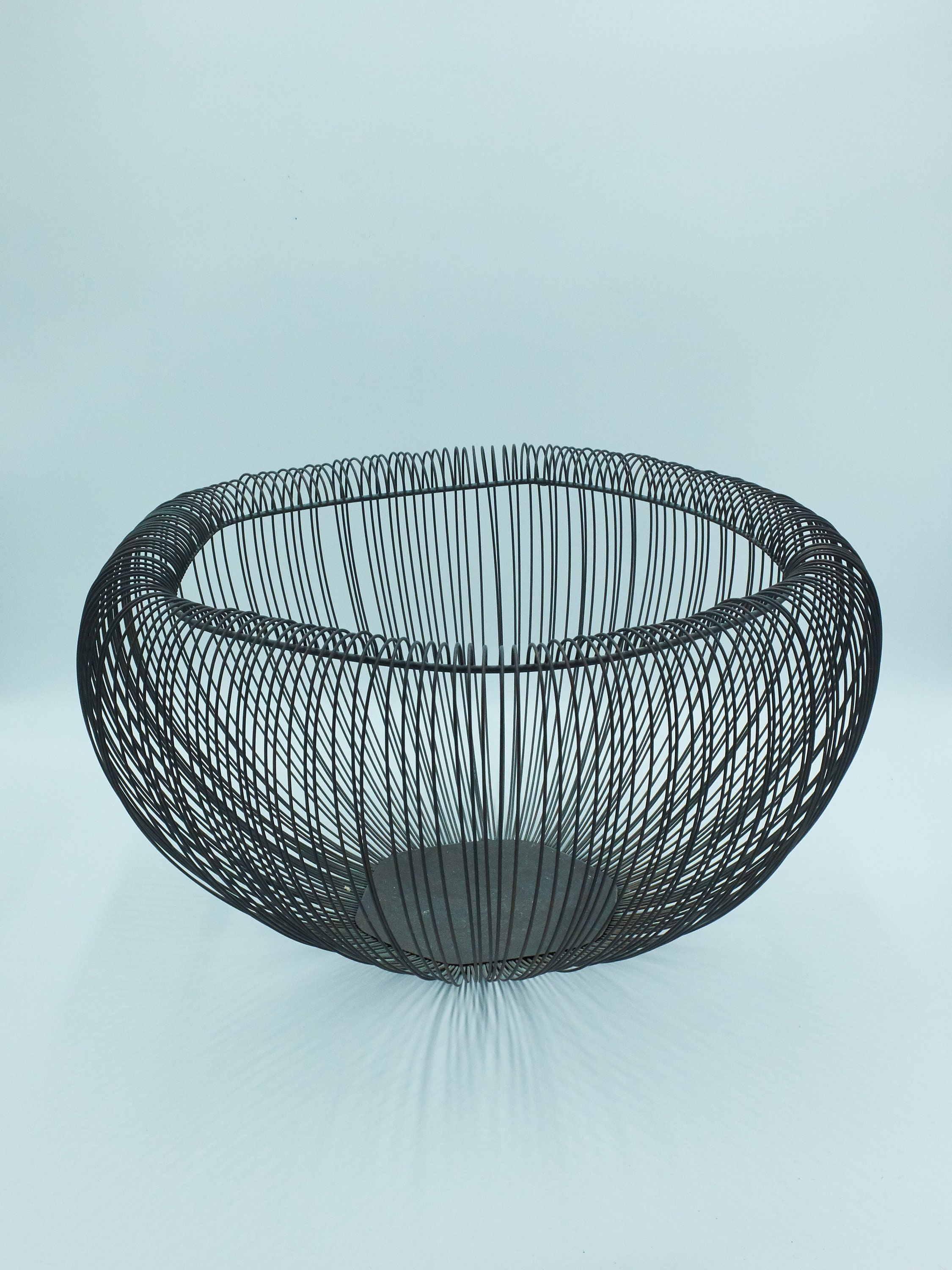 Grande Corbeille en Ferraille Noire