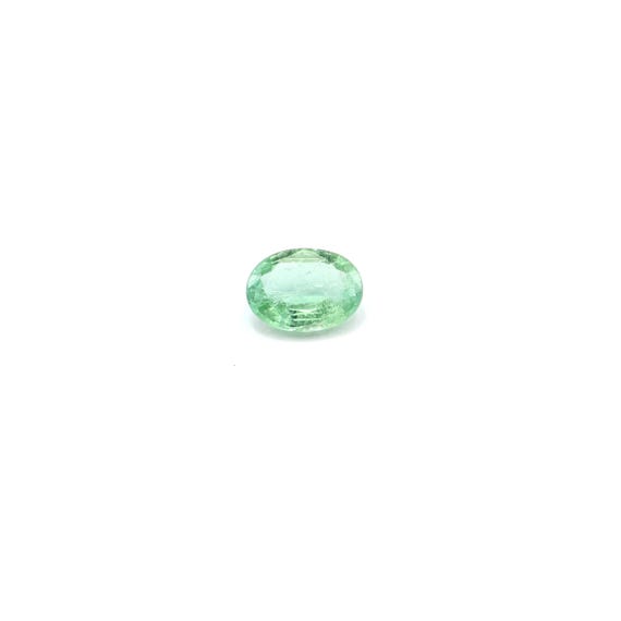 Pierre précieuse non chauffée certifiée 5,70 ct tsavorite verte
