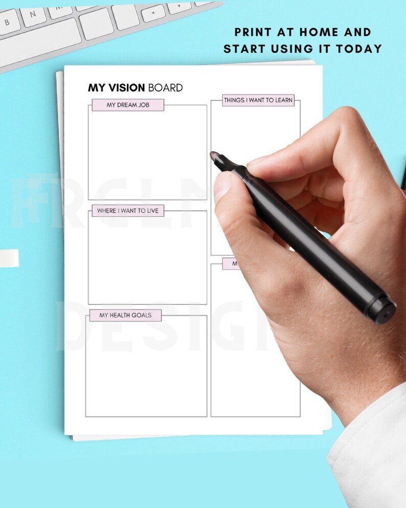 Op de afbeelding: Een printbare vision board-sjabloon met vier secties: Mijn droombaan, Dingen die ik wil leren, Waar ik wil wonen en Mijn gezondheidsdoelen. De sjabloon is ontworpen om mensen te helpen hun doelen en aspiraties te visualiseren.