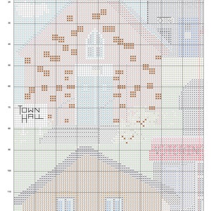 以下が含まれることがあります： タウンホールの建物が描かれたクロスステッチのパターン。赤い屋根、茶色のレンガの壁、そして「タウンホール」と書かれた看板があります。建物は緑の芝生と青い空に囲まれています。