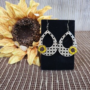 Sunflower Boho Teardrop Earrings - Sunflower Rattan Drop Earrings - Sunflower Rattan Earrings - Sunflower Earrings Gift For Her
