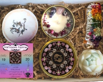 Pisces Gift Bundle, Spa Set, Pampering Gift Set, Mother, Daughter, Friend, Aromatherapy, Bath Bomb, Candle, Sage Smudge, Christmas Gift