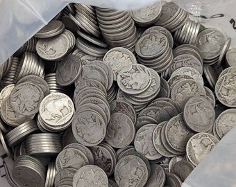 Vintage Buffalo Nickel Coin Lot: Partial Dates, Mint Marks - Collectible Set for Crafting & Numismatics