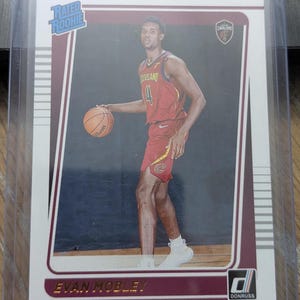 Belle carte de basket-ball recrue Evan Mobley Cleveland cavaliers donruss en parfait état