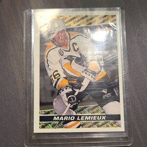 Temple de la renommée de 1993, Mario Lemeiux, carte de hockey de la LNH des penguins de Pittsburgh, cadeaux pour lui