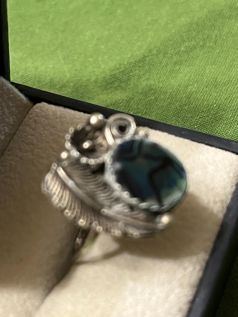 Size 9 Sterling Silver Southwest Style Fashion Ring, With Large