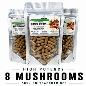 8 kapsułek z mieszanką grzybów: energetyzująca mieszanka wspomagająca koncentrację i energię firmy Peak Herbs