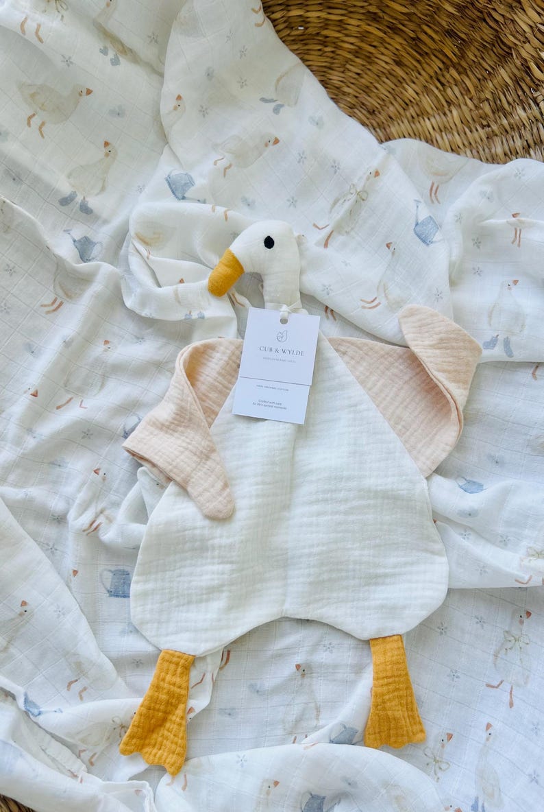 Organic Duck Baby Comforter: Double Gauze Muslin Lovey image 6