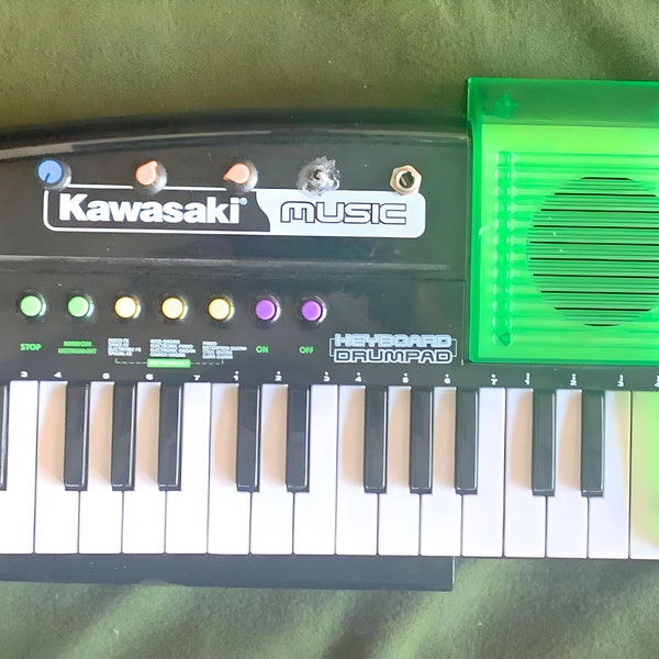 Circuit Bent Kawasaki Keyboard and Drumpad (Model #57843) *MODS 1/4 inch jack, Stepped Tone Generator*