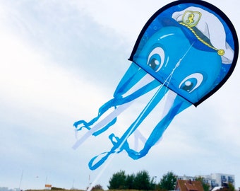 Oktopus Einleinerdrache für Kids | Kapitän Krake Kinderdrache | Kleiner Blauer Drache mit langen Schwänzen 25x25x140 cm