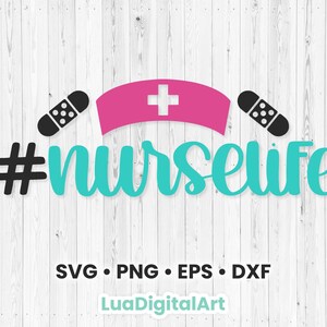 Könnte beinhalten: Eine türkisfarbene Grafik mit dem Text "#nurselife" und einer rosa Krankenschwestermütze mit einem weißen Kreuz. Zwei schwarz-weiße Pflastergrafiken befinden sich auf beiden Seiten des Textes.