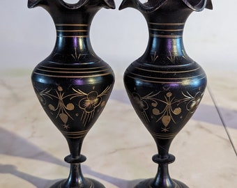 Elegant Black & Gold Vase Pair - Hollywood Regency Etched Brass Mini Bud Vases with Ruffled Edge