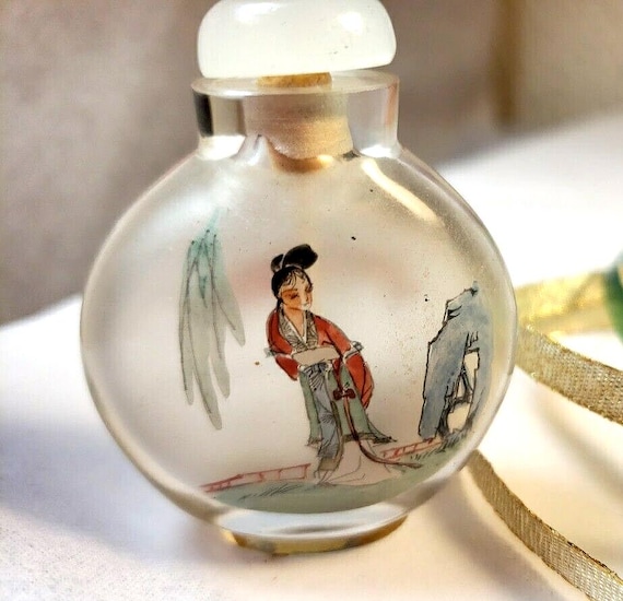 希少な中国製ガラス嗅ぎタバコ瓶。30～40年代のコレクターズアイテム