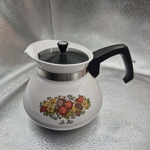 Vintage MCM Coffee Pot Teapot in Retro Spice Of Life Cottagecore Decor ‘Le The’