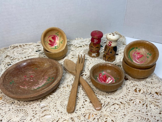 antique doll dishes