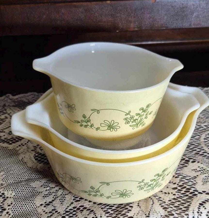 Set Vintage Shenandoah Pyrex Casserole Bowls Stacking Nesting