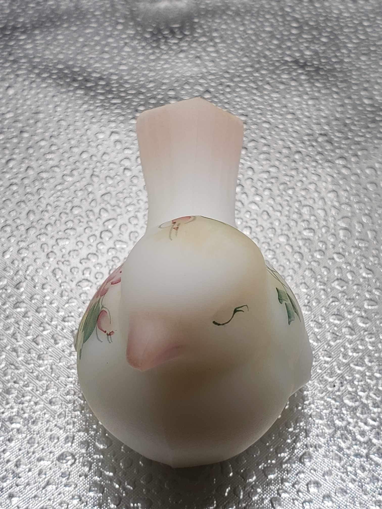 1960年代製 FENTON イチゴ&花柄 フェントン あひる 乳白色 ガラス