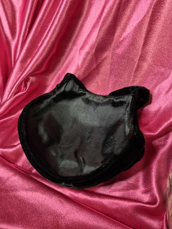 Vintage Hats - Black Velvet Calot or Juliet Hat, … - image 5