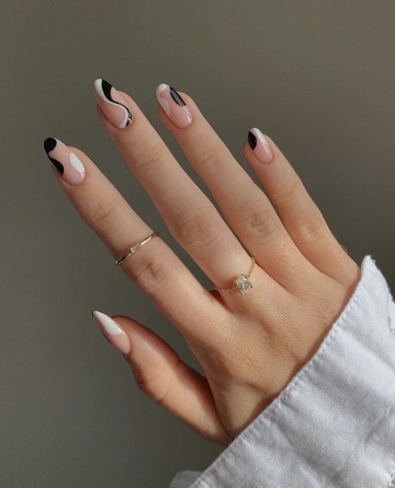 Black and White Swirl Nails Fake Nails Glue on Nails Etsy