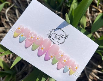 Spring Nails | Daisy Nails| Pastel Nails |Fake Nails | Press On Nails | Glue On Nails