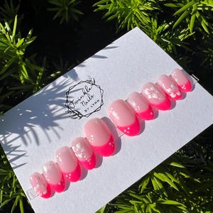 Hot Pink tip with flower Nails | Fake Nails | Glue On Nails | Press On Nails