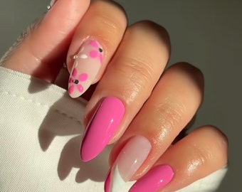 Pink Nails with Flowers Design | Fake Nails | Glue On Nails | Press On Nails