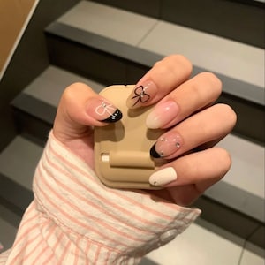 Black French Tip Nails | Fake Nails | Glue On Nails | Press On Nails