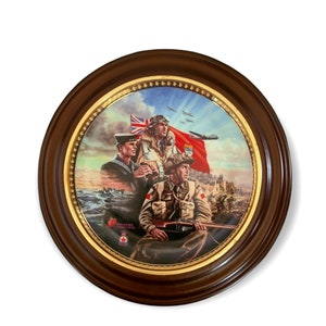 1995 Canada Remembers &quot;We Stand on Guard&quot; 8&quot; Framed Limited Edition Collector Plate Bradford Exchange by David Craig