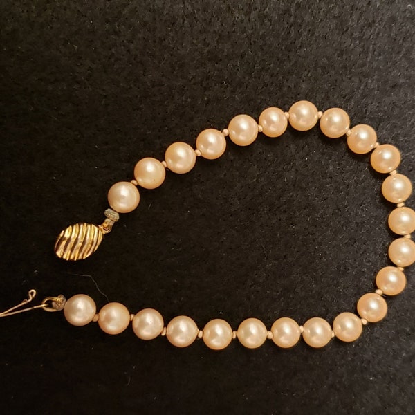 Marvella faux pearl bracelet 7"