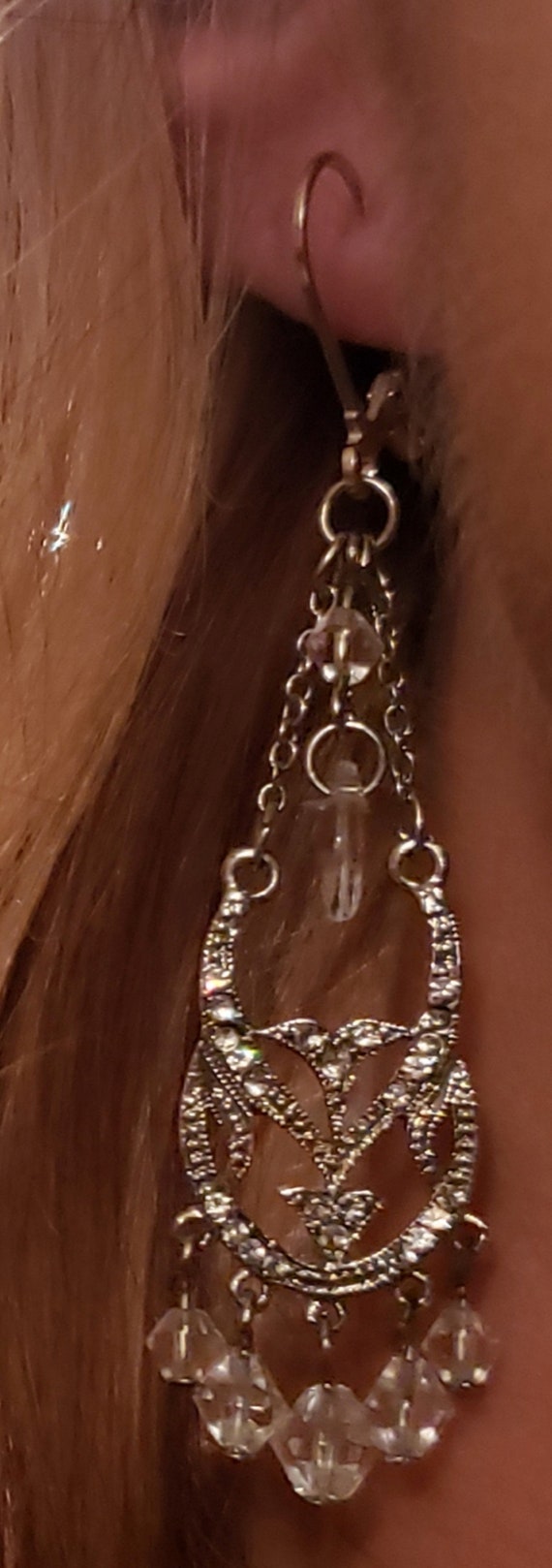 Glittery dangly vintage earrings - image 2