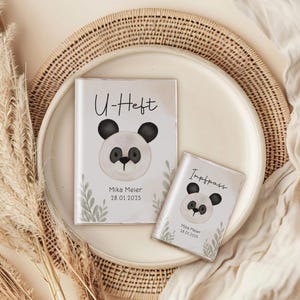 U-Heft & Impfpass "Little Panda" 3-teilige Hülle mit extra Fach für Impfpass und Krankenkassenkarte.