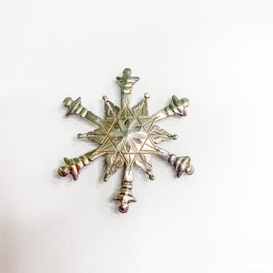 Vintage Sterling Silver Snowflake Pin